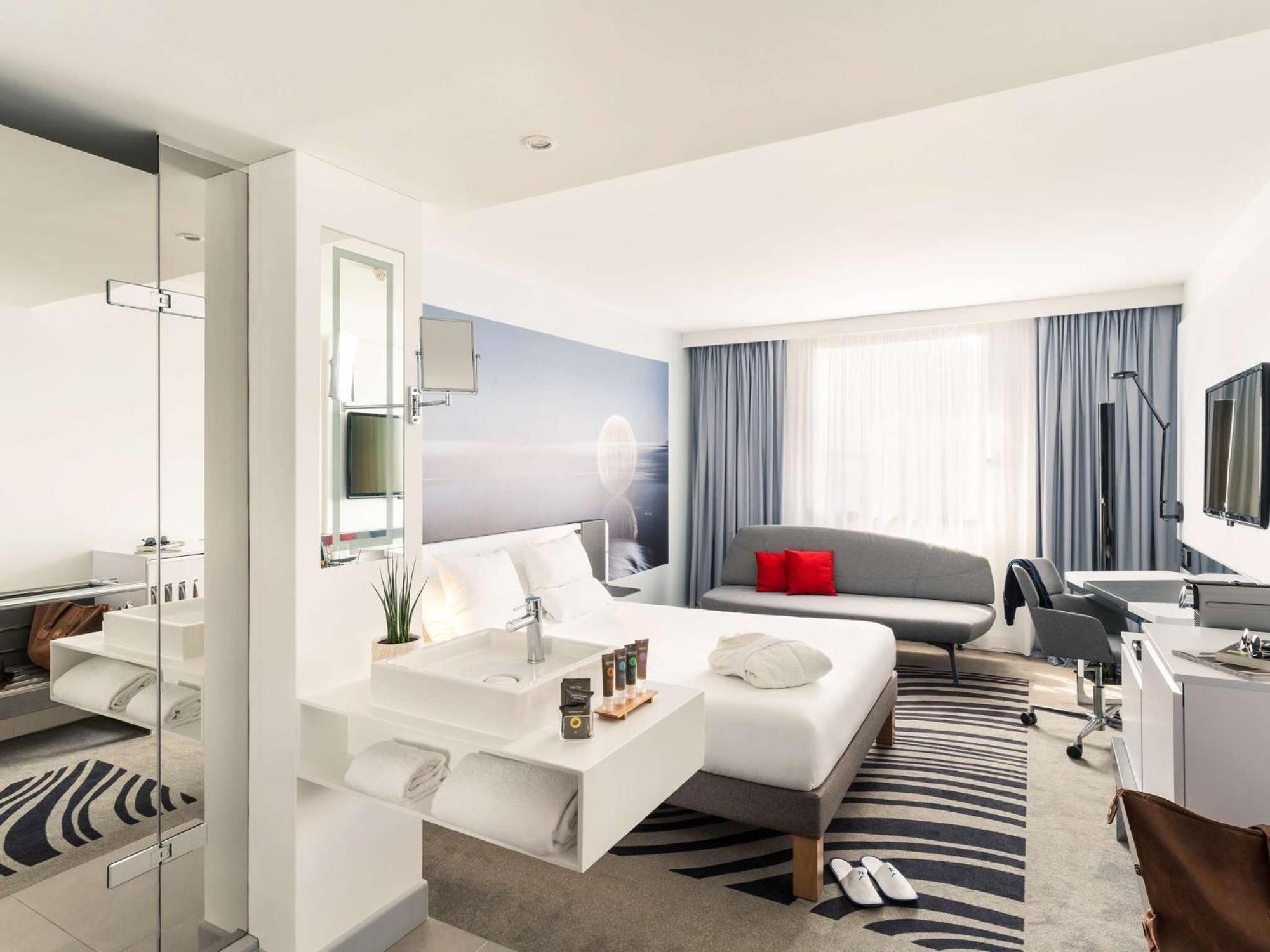 Novotel Centre Gare Montparnasse 4* Paris